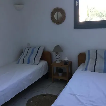 Hébergement de vacances Tim Avec Piscine Commune Et à Deux Pas De La