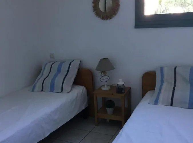 Hébergement de vacances Tim Avec Piscine Commune Et à Deux Pas De La